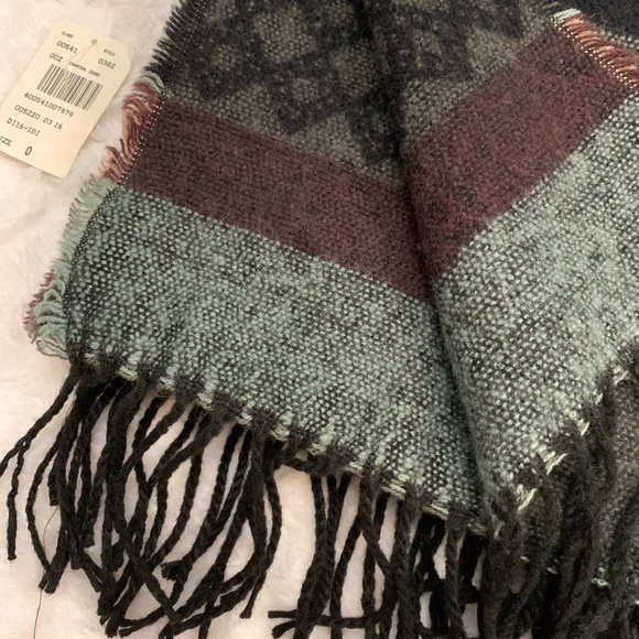 π3 for 30π π SCARF with fringe - Picture 3 of 5